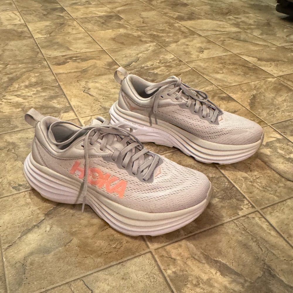 Hoka Bondi 8 size 6.5